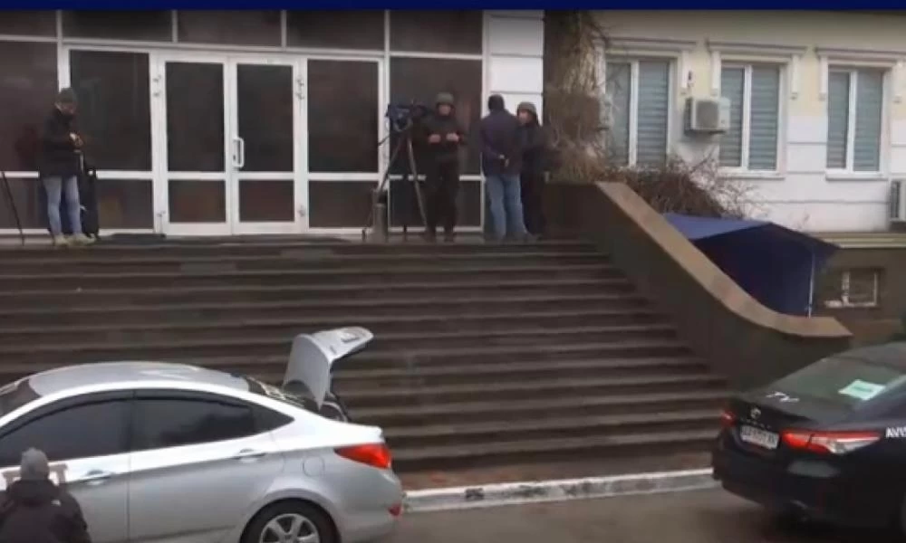 Στο «κόκκινο» η αγωνία: Οι ρωσικές δυνάμεις περικυκλώνουν την Μαριούπολη - Mε κομβόι η απομάκρυνση των Ελλήνων